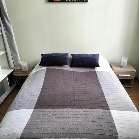 4 Personnes Hyper Centre En Vieille Au Pied Des Remparts Apartamento